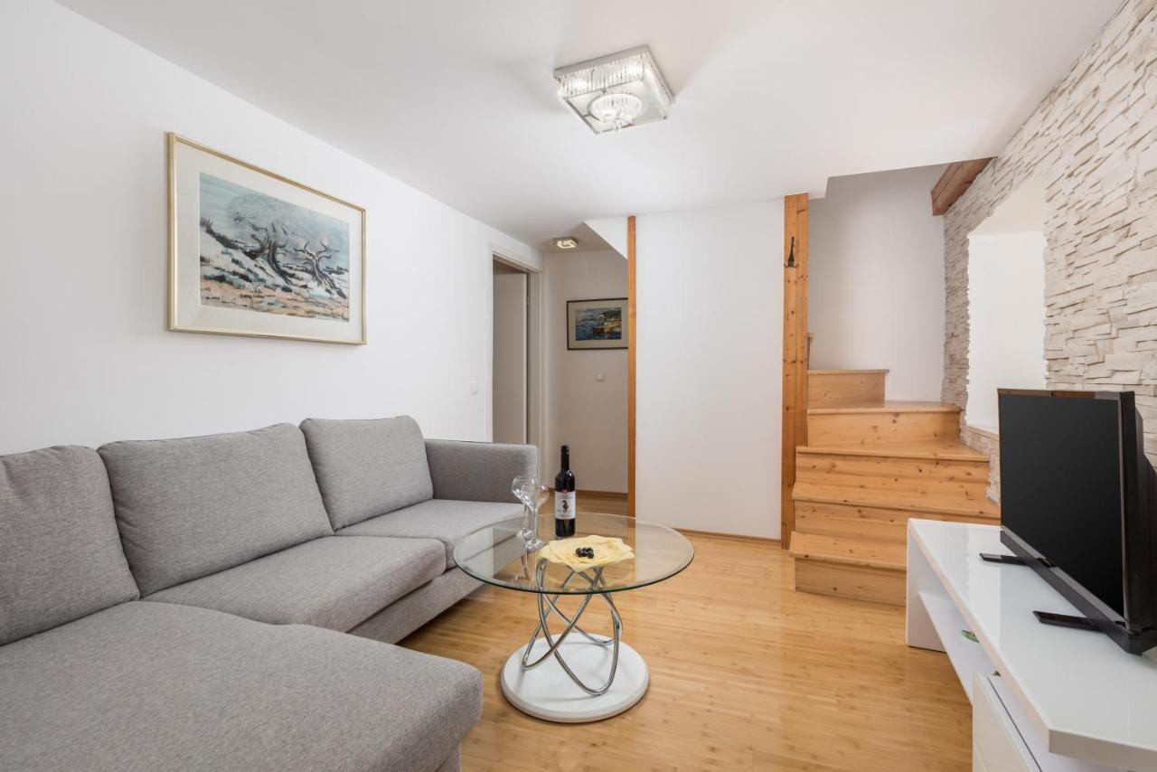 Hébergement de vacances House Bajota With Terrace And Sea View Beli